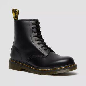 DocMartens ✨